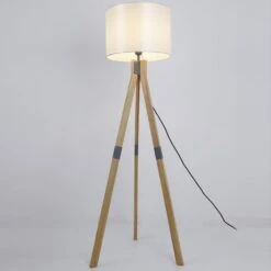 Lampadaire Tissu Blanc Et Pieds Bois Clair Dannew